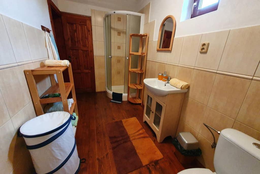 Holidayhouse Chalupa Alzbetka Važec Exteriör bild