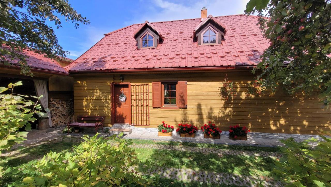 Holidayhouse Chalupa Alzbetka Važec Exteriör bild