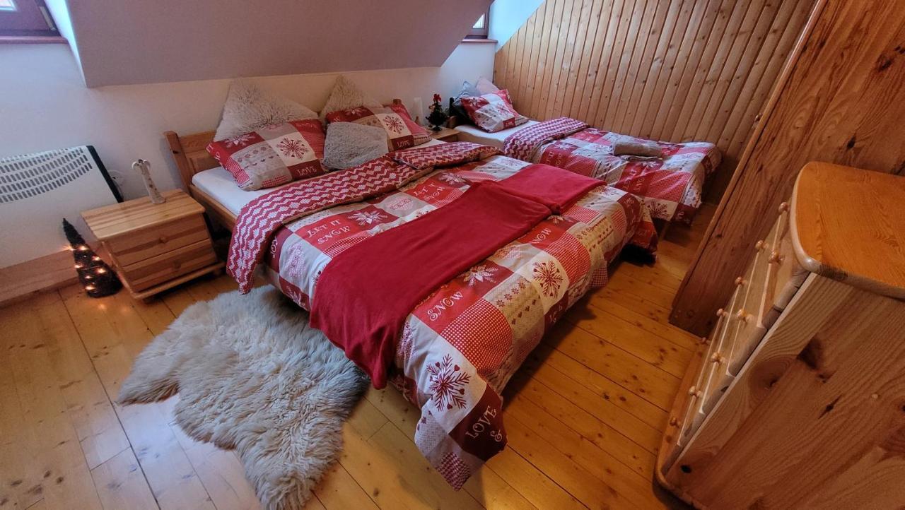 Holidayhouse Chalupa Alzbetka Važec Exteriör bild