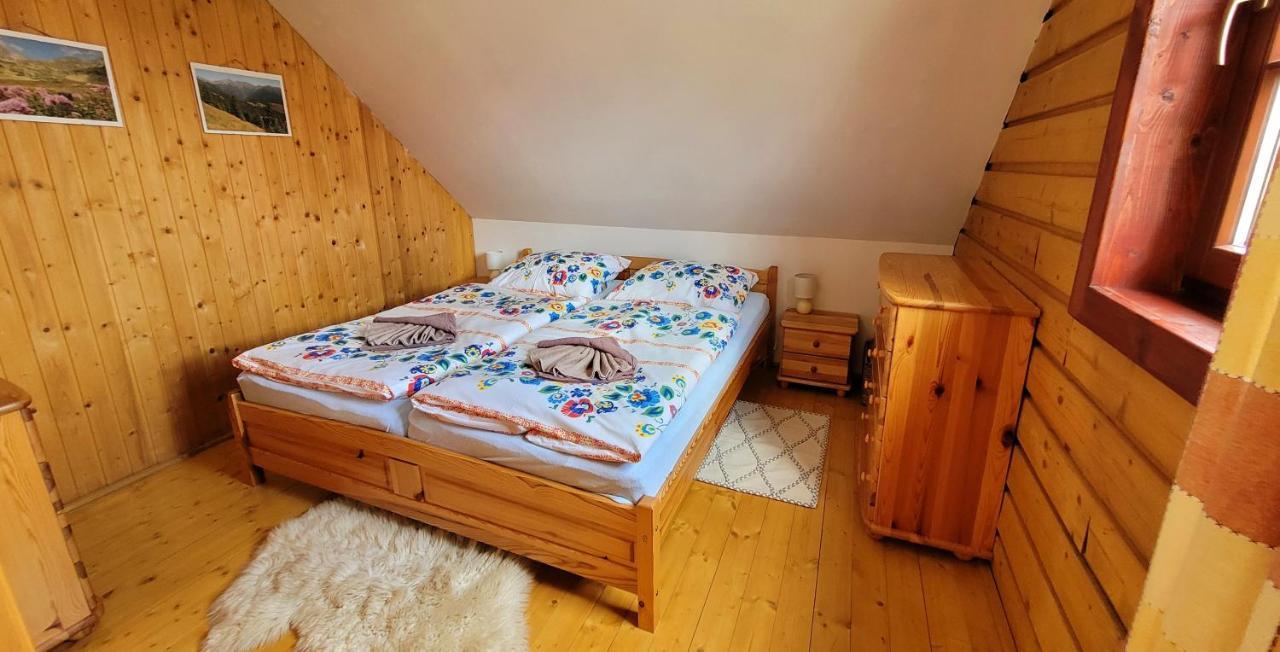 Holidayhouse Chalupa Alzbetka Važec Exteriör bild
