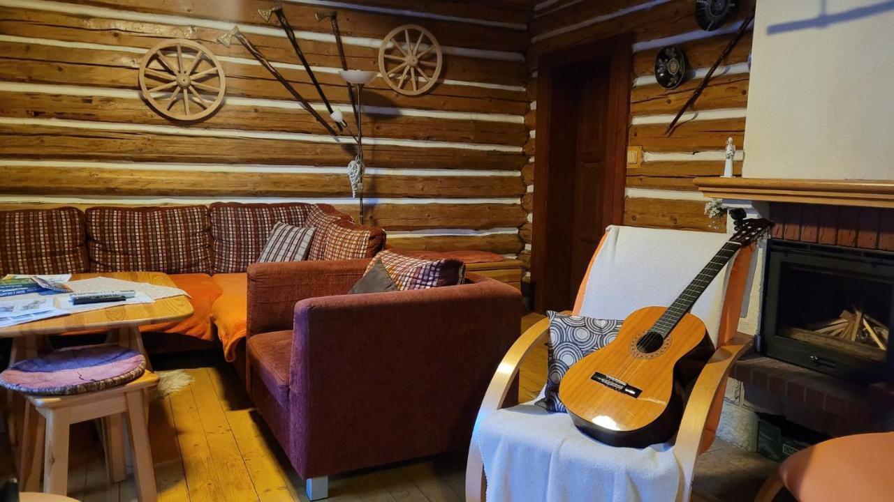 Holidayhouse Chalupa Alzbetka Važec Exteriör bild